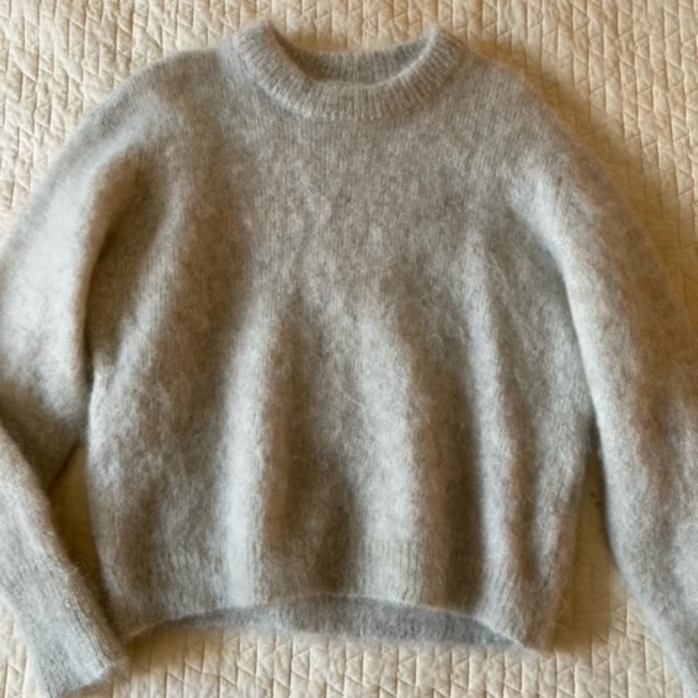 Aritzia Wilfred Mohair Sweater